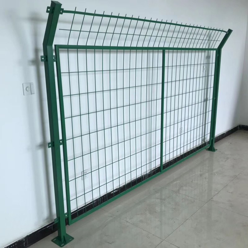 護欄網被用作圍墻的優(yōu)勢有哪些